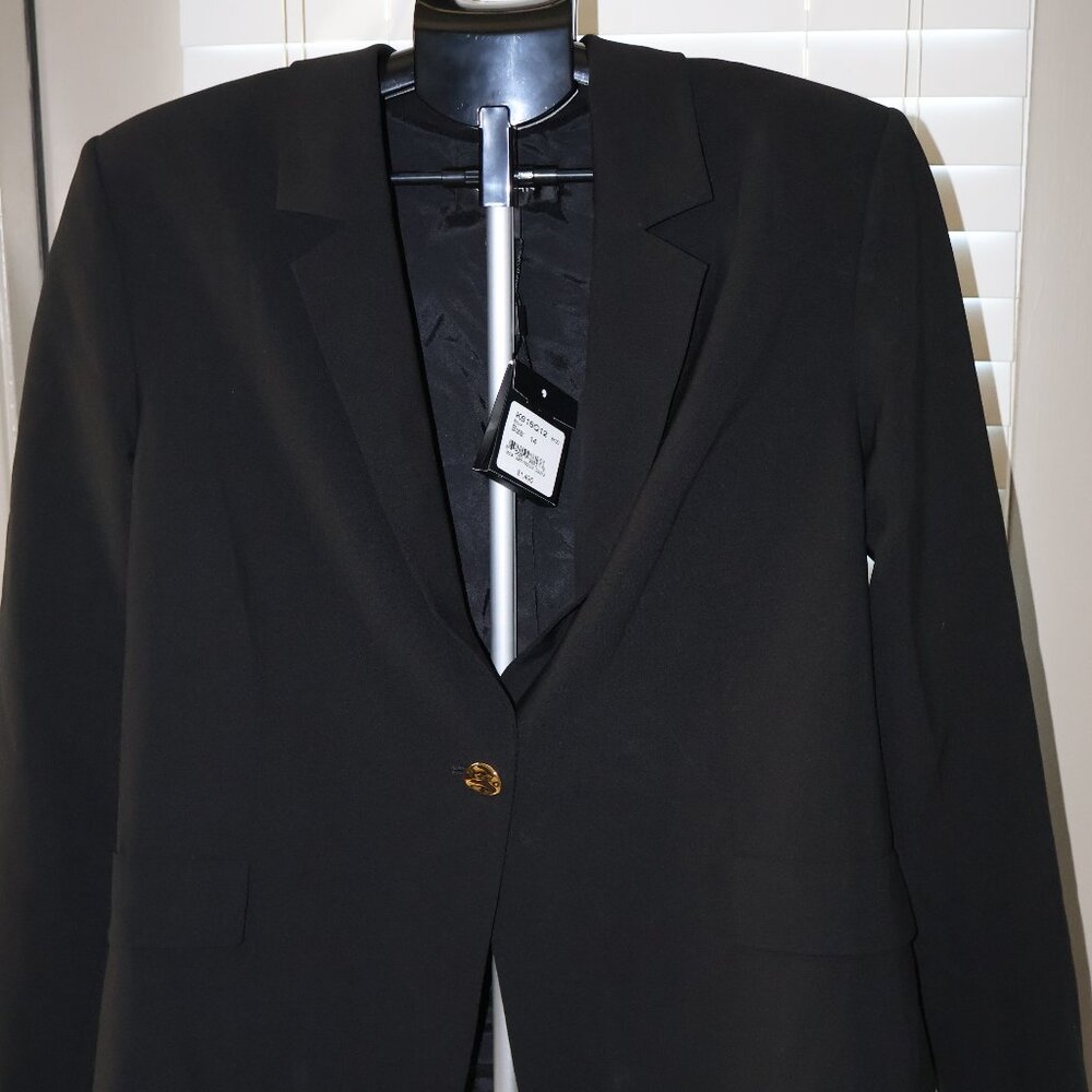 Luxury St. John Wool Blazer Jacket – NWT, Size 14 – $1,495 MSRP